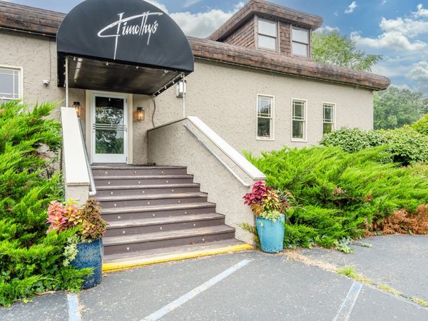 16409 Red Arrow Highway, Union Pier, MI 49129