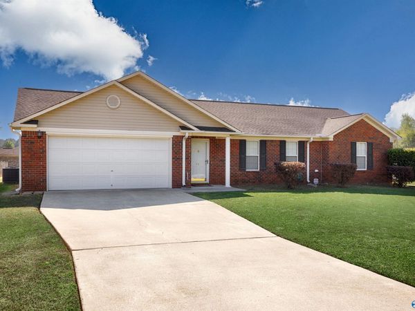 417 Shady Lane, Hazel Green, AL 35750