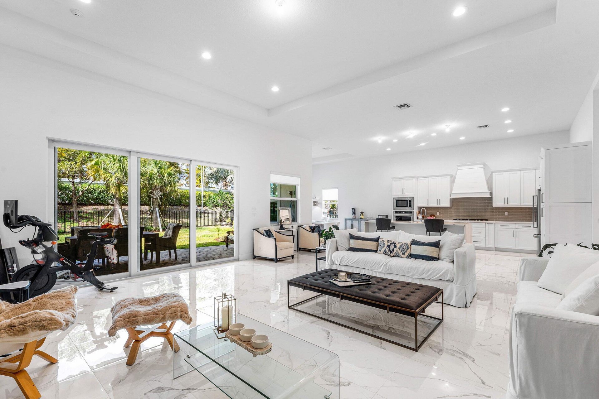 9256 Crestview Circle, Palm Beach Gardens, FL 33412 Photo