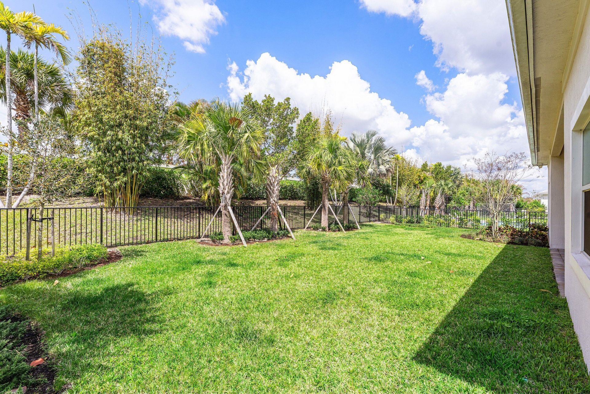 9256 Crestview Circle, Palm Beach Gardens, FL 33412 Photo