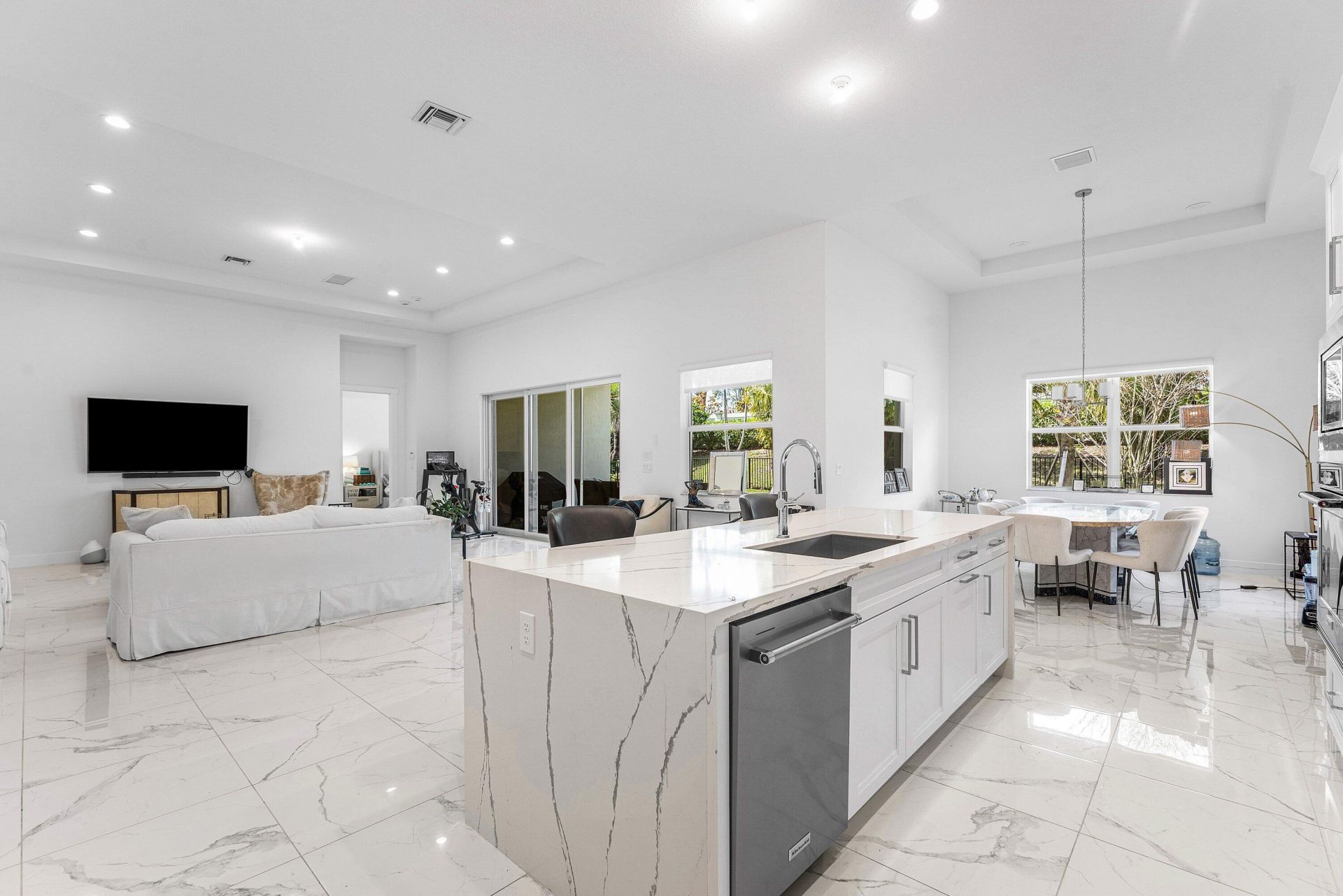 9256 Crestview Circle, Palm Beach Gardens, FL 33412 Photo
