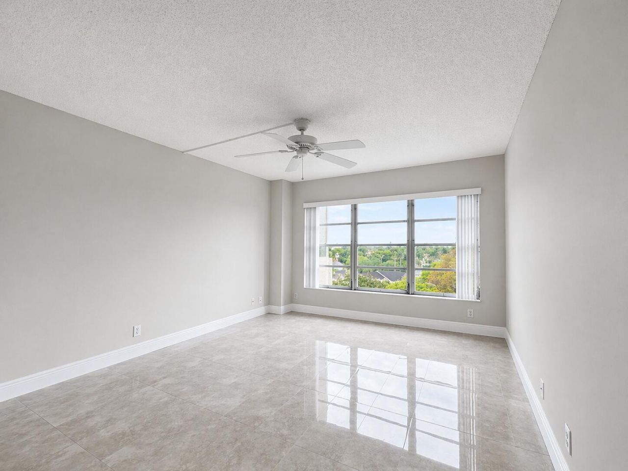 10777 W Sample Road, Unit 714, Coral Springs, FL 33065 Photo
