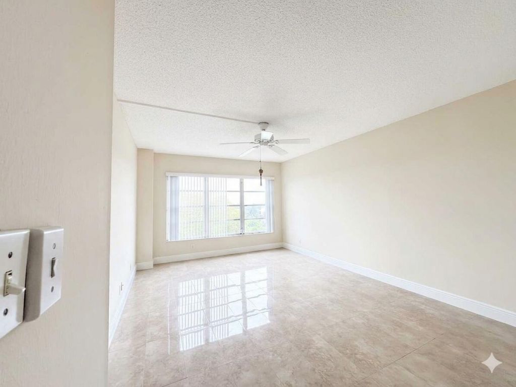 10777 W Sample Road, Unit 714, Coral Springs, FL 33065 Photo