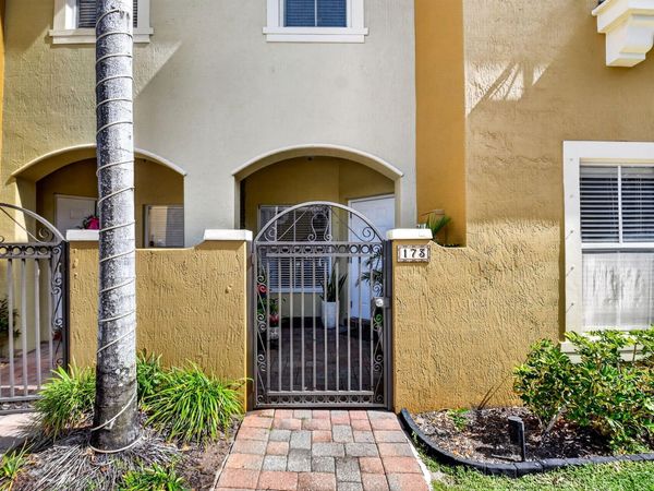 173 Lake Monterey Circle, Boynton Beach, FL 33426