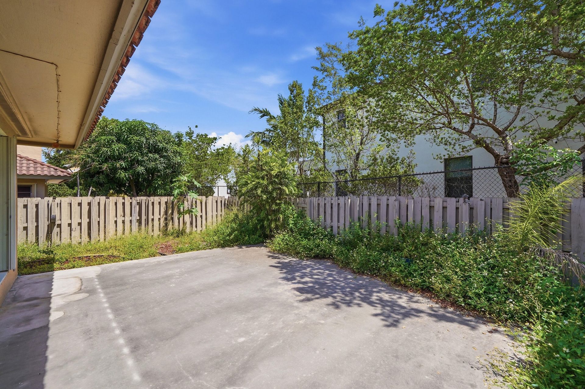 20615 NE 7th Court, Miami, FL 33179 Photo