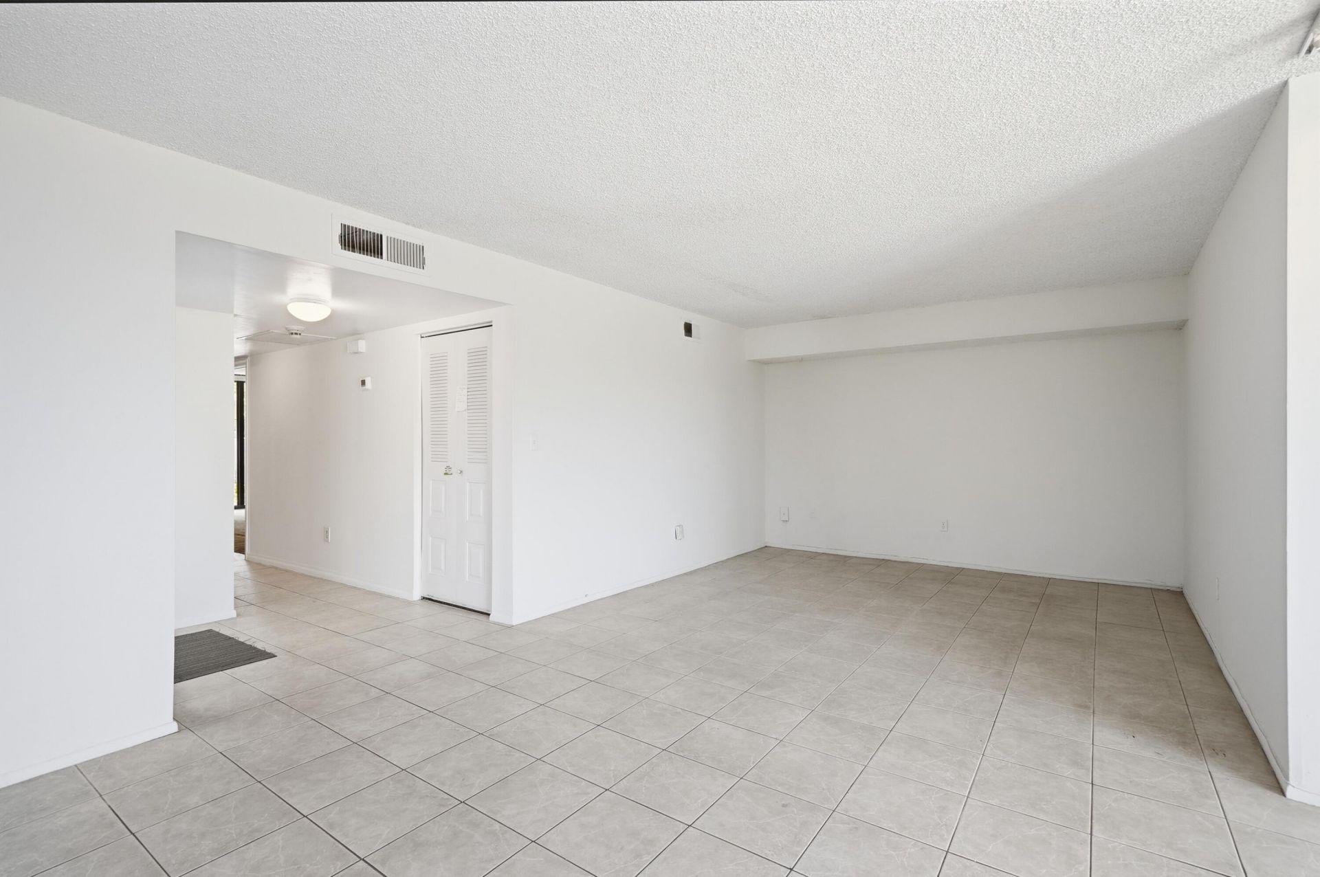 20615 NE 7th Court, Miami, FL 33179 Photo