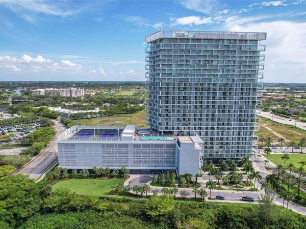 2000 Metropica Way, Unit 1509, Sunrise, FL 33323