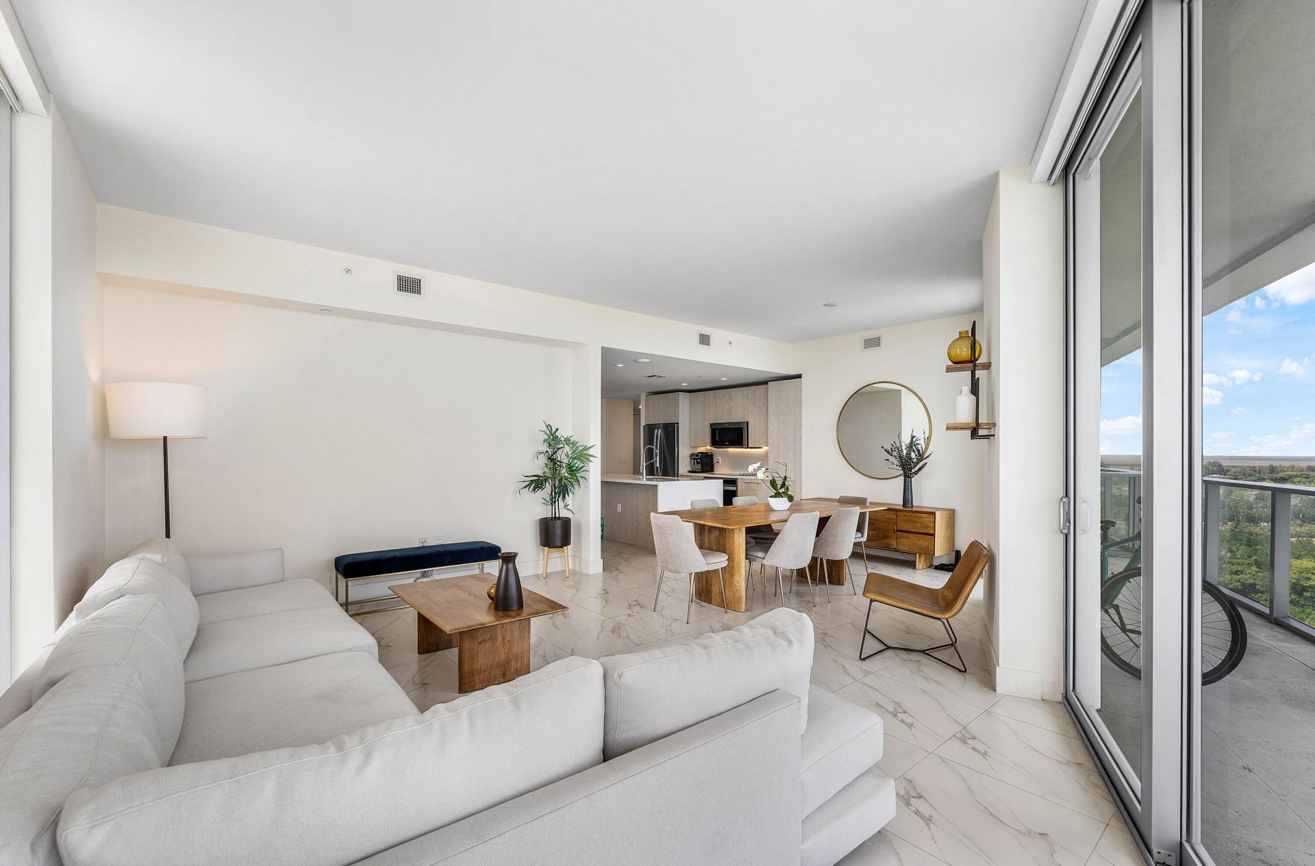 2000 Metropica Way, Unit 1509, Sunrise, FL 33323 Photo