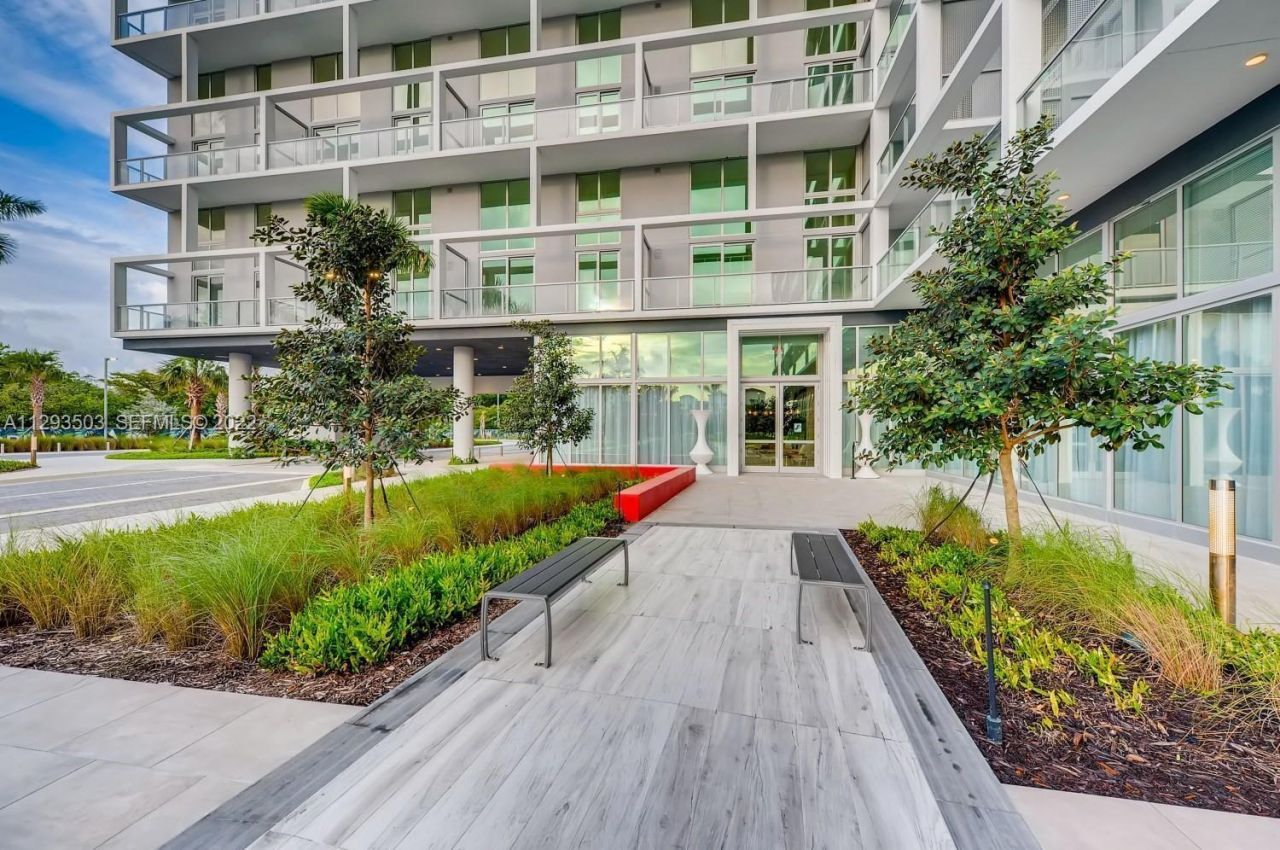 2000 Metropica Way, Unit 1509, Sunrise, FL 33323 Photo