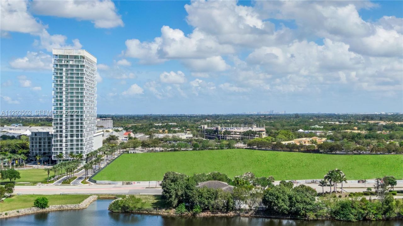 2000 Metropica Way, Unit 1509, Sunrise, FL 33323 Photo