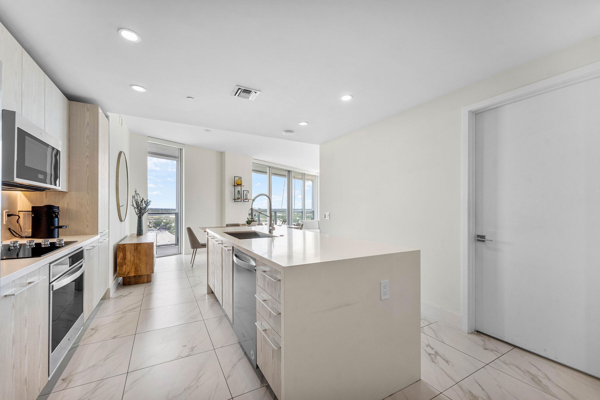 2000 Metropica Way, Unit 1509, Sunrise, FL 33323 Photo