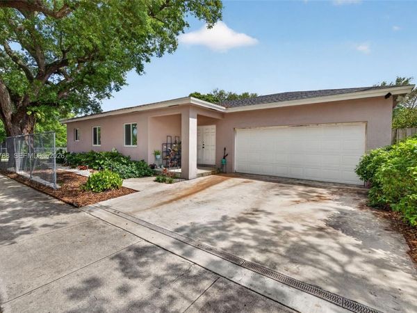 375 NW 28th Ave , Fort Lauderdale, FL 33311