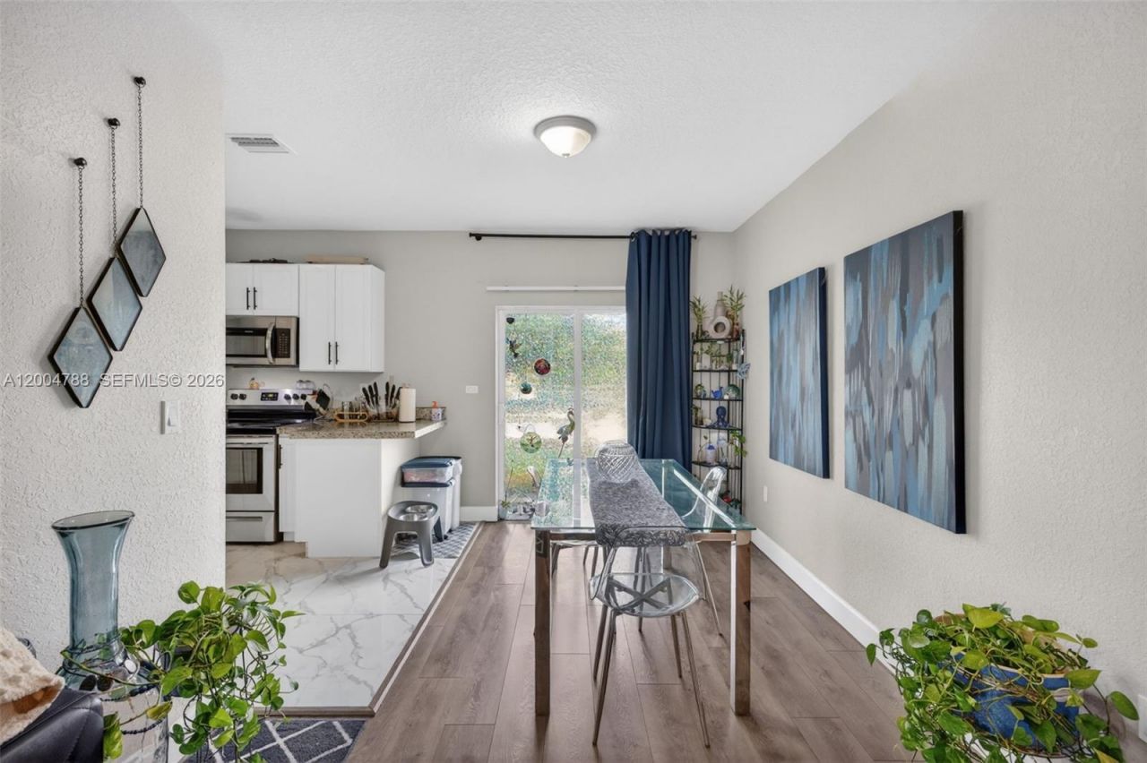 375 NW 28th Ave , Fort Lauderdale, FL 33311 Photo