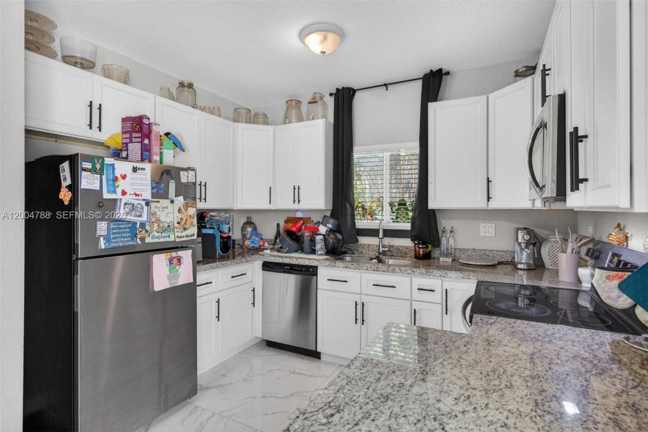 375 NW 28th Ave , Fort Lauderdale, FL 33311 Photo