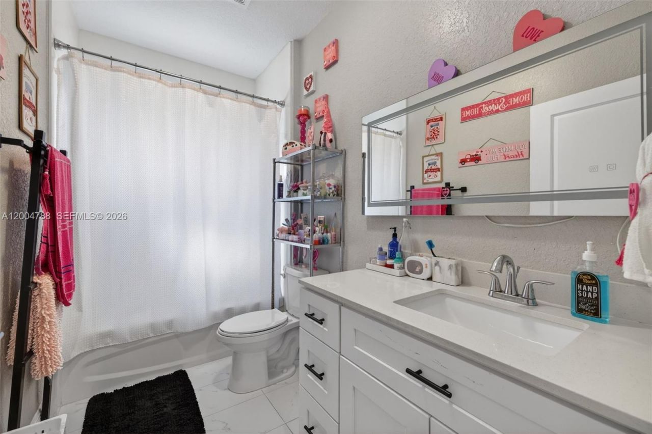 375 NW 28th Ave , Fort Lauderdale, FL 33311 Photo