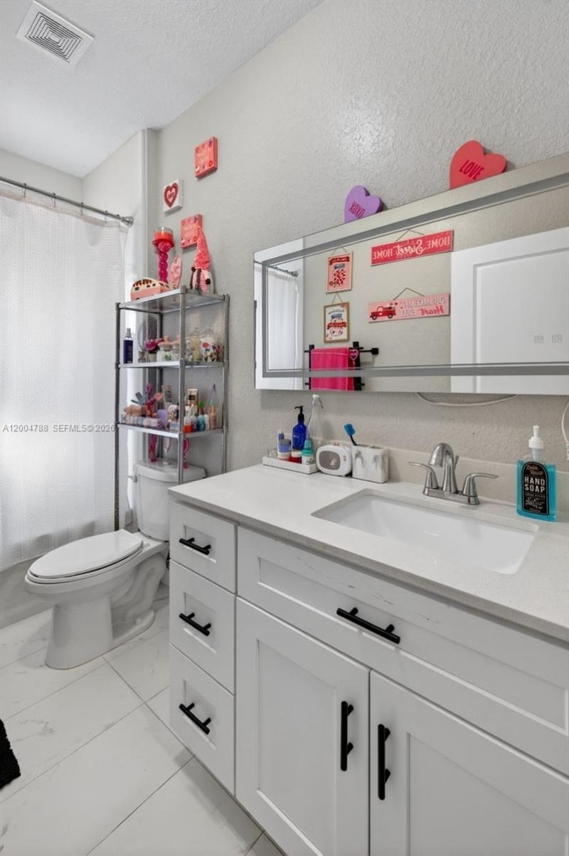 375 NW 28th Ave , Fort Lauderdale, FL 33311 Photo