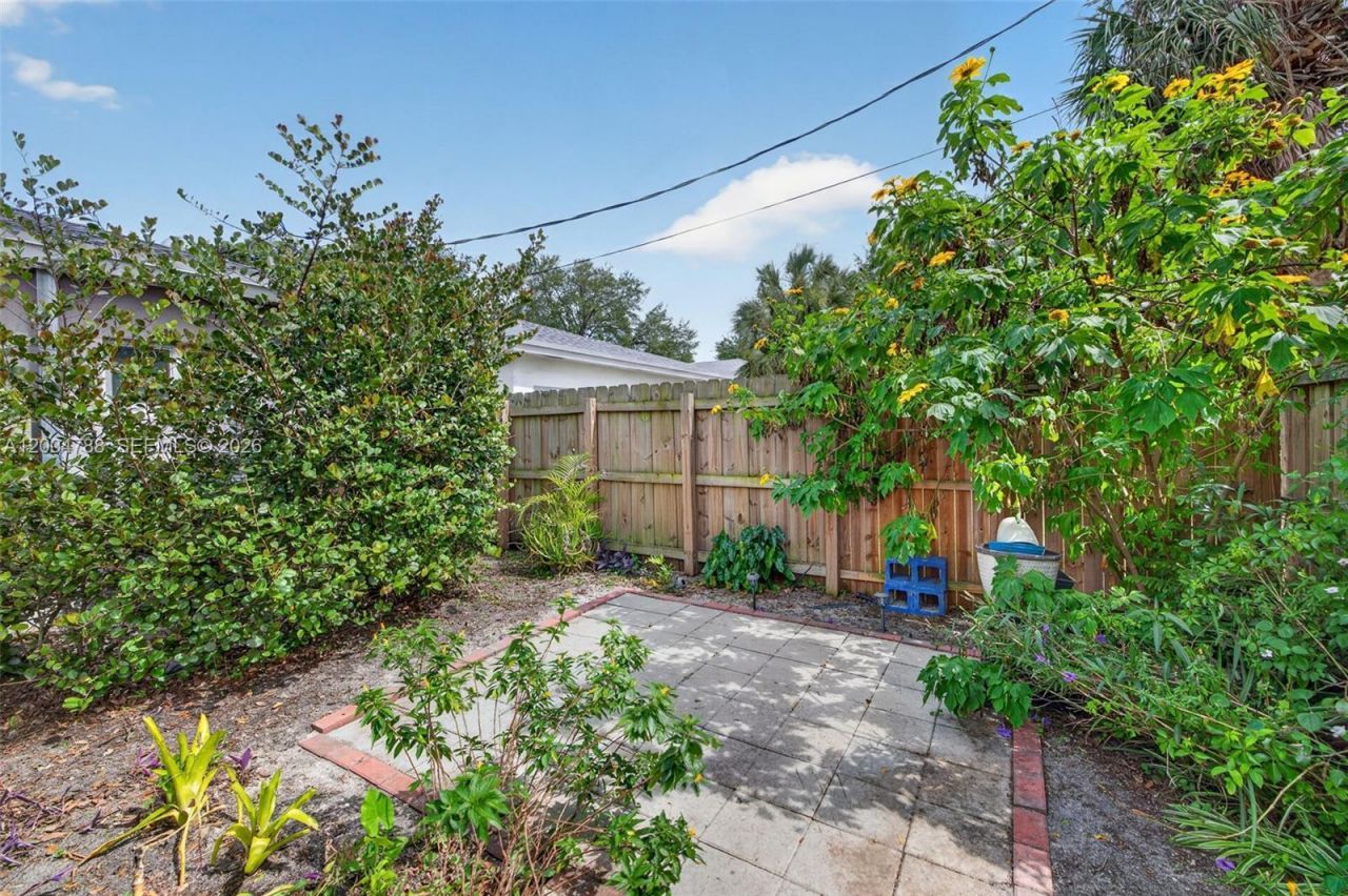 375 NW 28th Ave , Fort Lauderdale, FL 33311 Photo