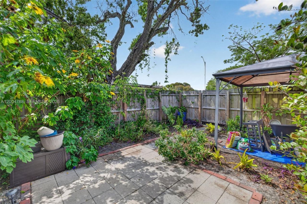 375 NW 28th Ave , Fort Lauderdale, FL 33311 Photo