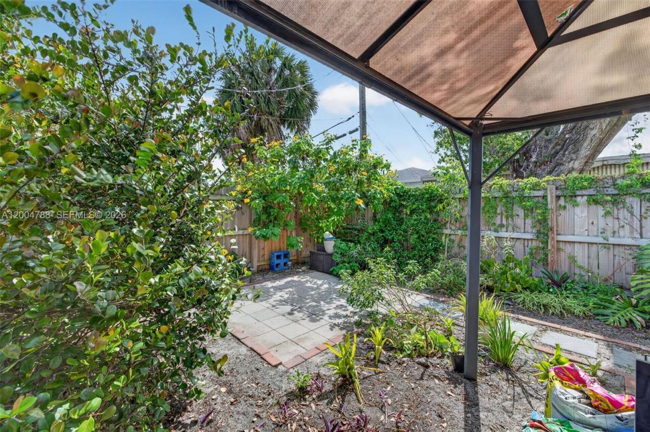 375 NW 28th Ave , Fort Lauderdale, FL 33311 Photo