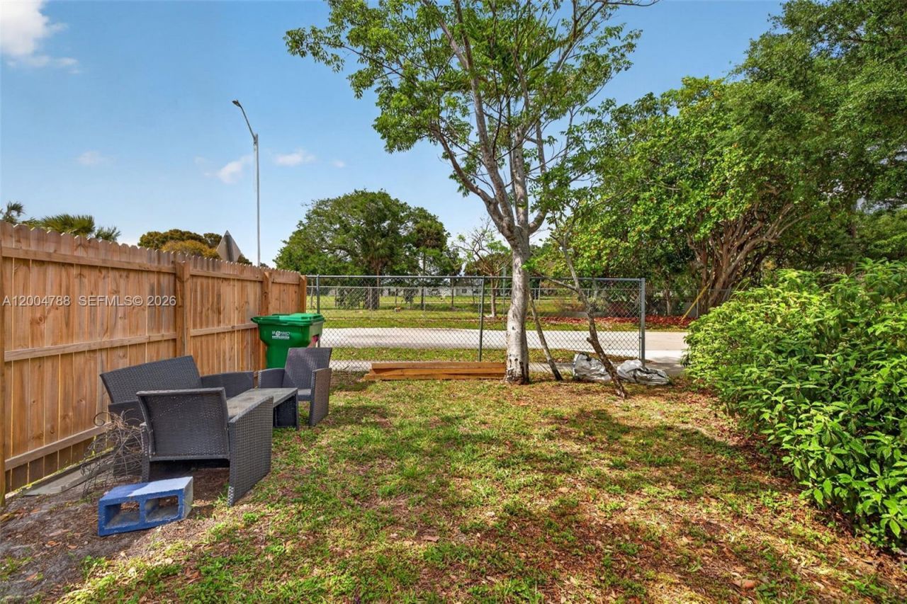 375 NW 28th Ave , Fort Lauderdale, FL 33311 Photo