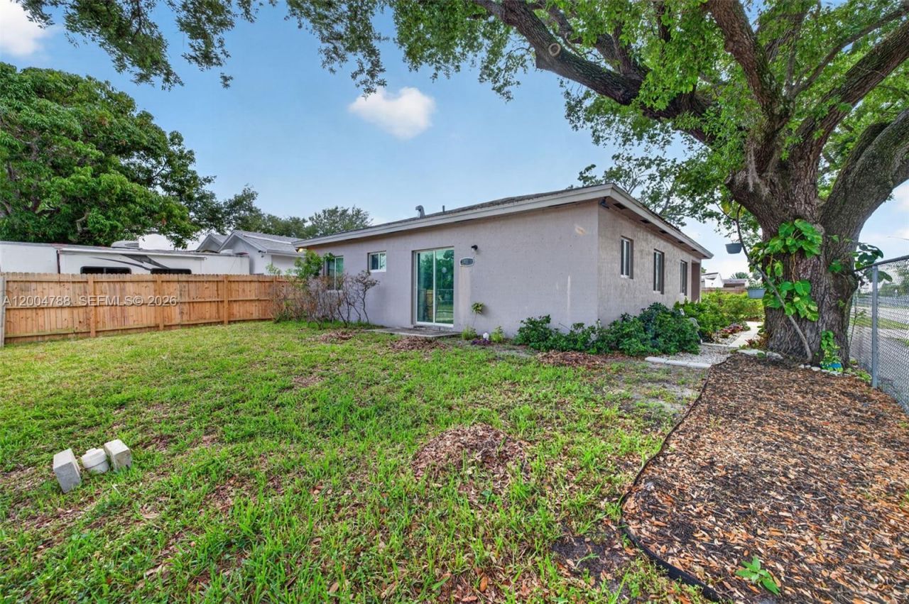 375 NW 28th Ave , Fort Lauderdale, FL 33311 Photo