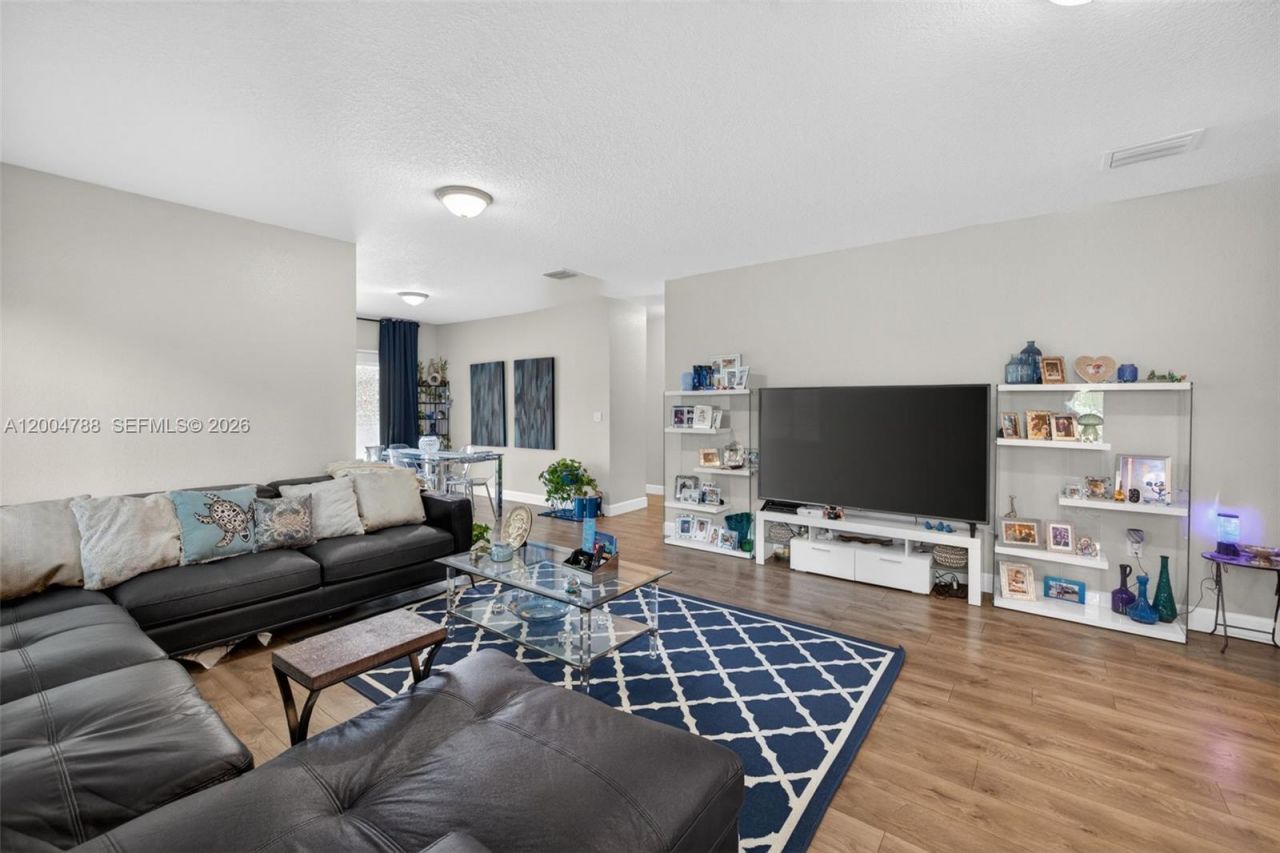 375 NW 28th Ave , Fort Lauderdale, FL 33311 Photo