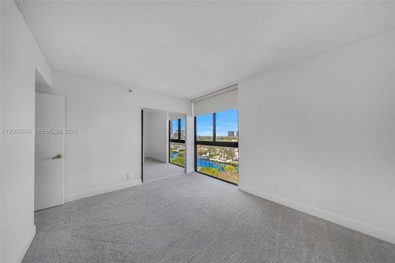 3610 Yacht Club Dr, Unit 1016, Aventura, FL 33180 Photo