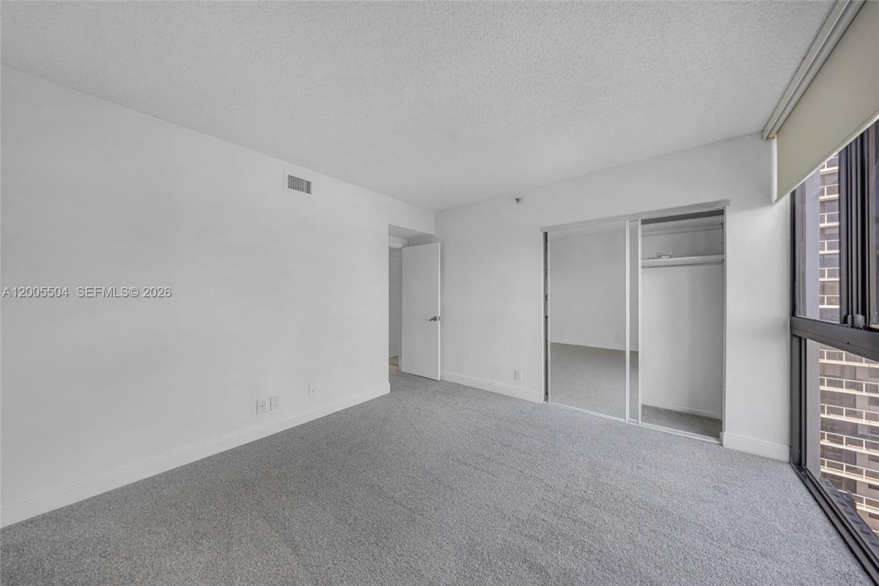 3610 Yacht Club Dr, Unit 1016, Aventura, FL 33180 Photo