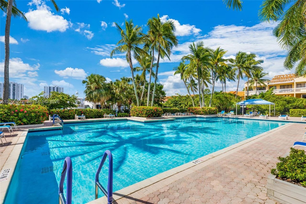 3610 Yacht Club Dr , Unit 1016, Aventura, FL 33180 Photo