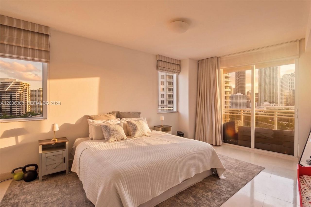 901 Brickell Key Blvd , Unit 1009, Miami, FL 33131 Photo