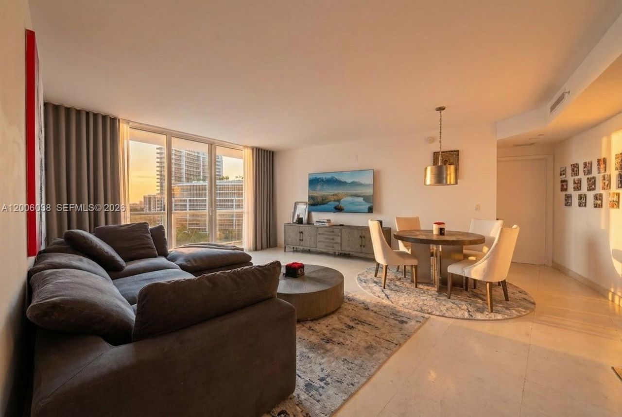 901 Brickell Key Blvd , Unit 1009, Miami, FL 33131 Photo