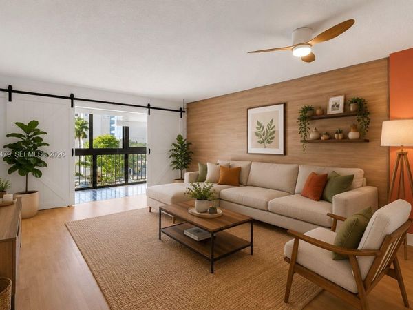 5055 NW 7th St, Unit 504, Miami, FL 33126