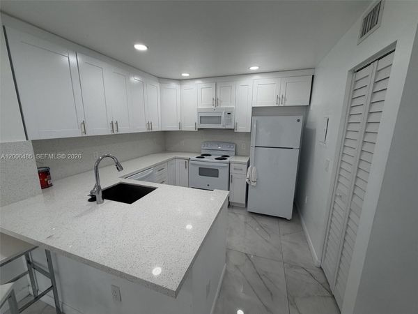 2113 Renaissance Blvd , Unit 208, Miramar, FL 33025