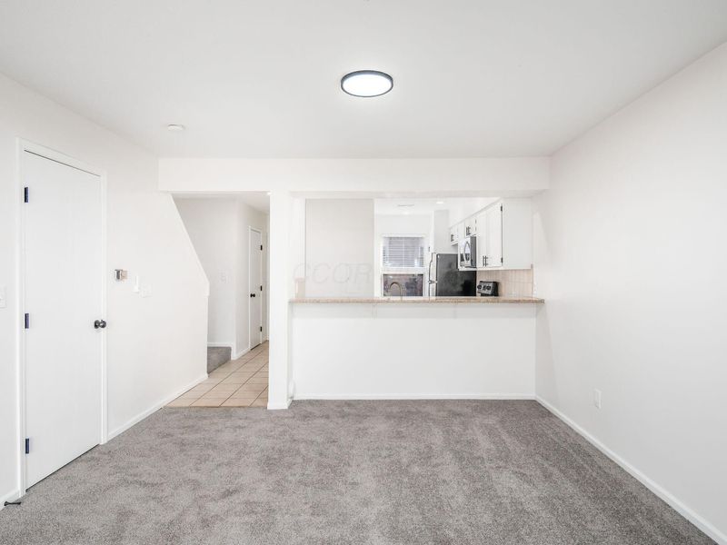 1211 Rivercrest Drive S, Unit E, Delaware, OH 43015 Photo 14