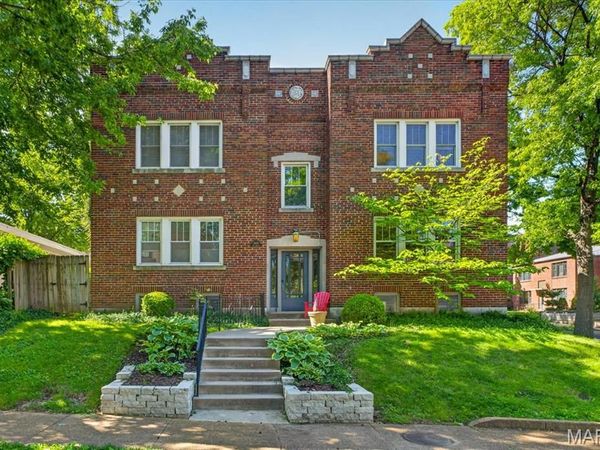 6636 San Bonita Avenue, Unit 2W, Clayton, MO 63105