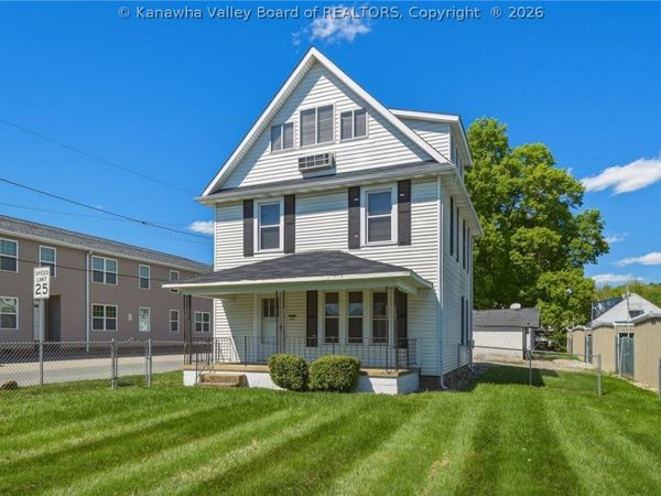 1365 E Pea Ridge Road, Huntington, WV 25705