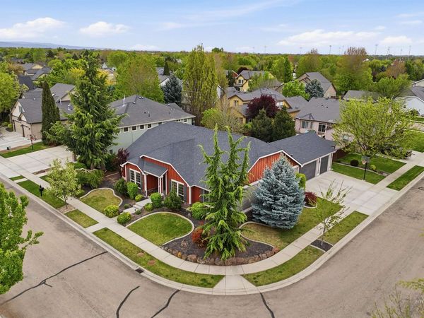 1303 W Bacall St, Meridian, ID 83646