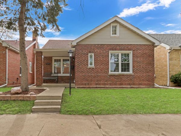 5332 N Latrobe Avenue , Chicago, IL 60630