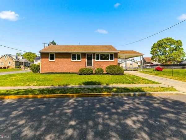 157 S POPLAR STREET, GIBBSTOWN, NJ 08027