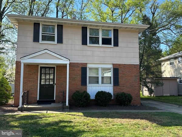 257 EVERGREEN AVENUE, HAMILTON TOWNSHIP, NJ 08619