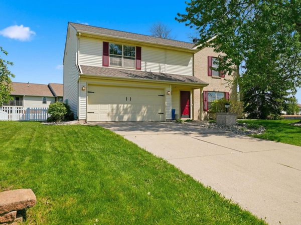 8834 Shearwater Pass, Fort Wayne, IN 46825