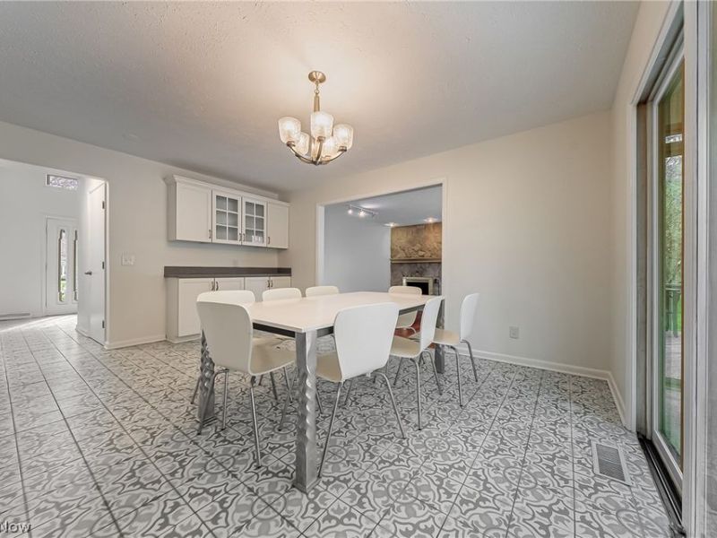 368 Leverett Lane , Highland Heights, OH 44143 Photo 12