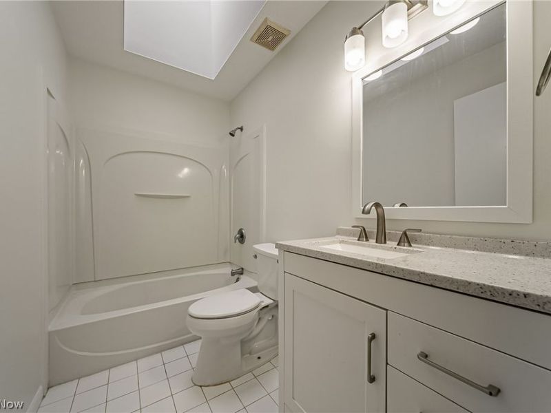 368 Leverett Lane , Highland Heights, OH 44143 Photo 25