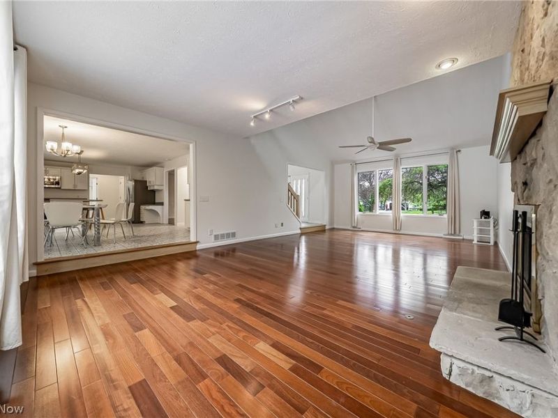 368 Leverett Lane , Highland Heights, OH 44143 Photo 6