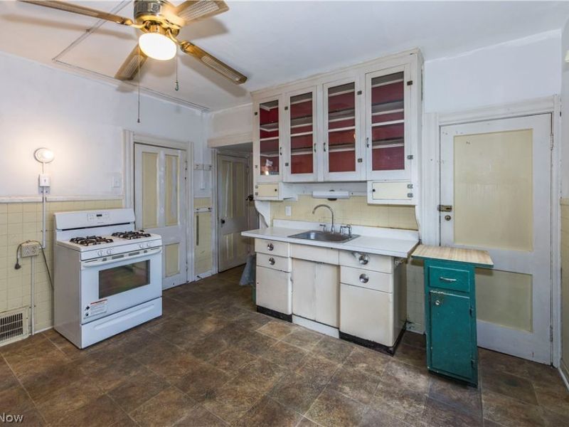 3358 W 30th Street, Cleveland, OH 44109 Photo 12