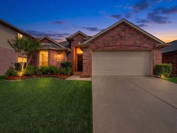 1220 Goldeneye , Aubrey, TX 76227