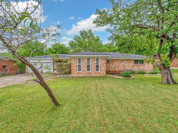 7741 Fairway Road, Woodway, TX 76712
