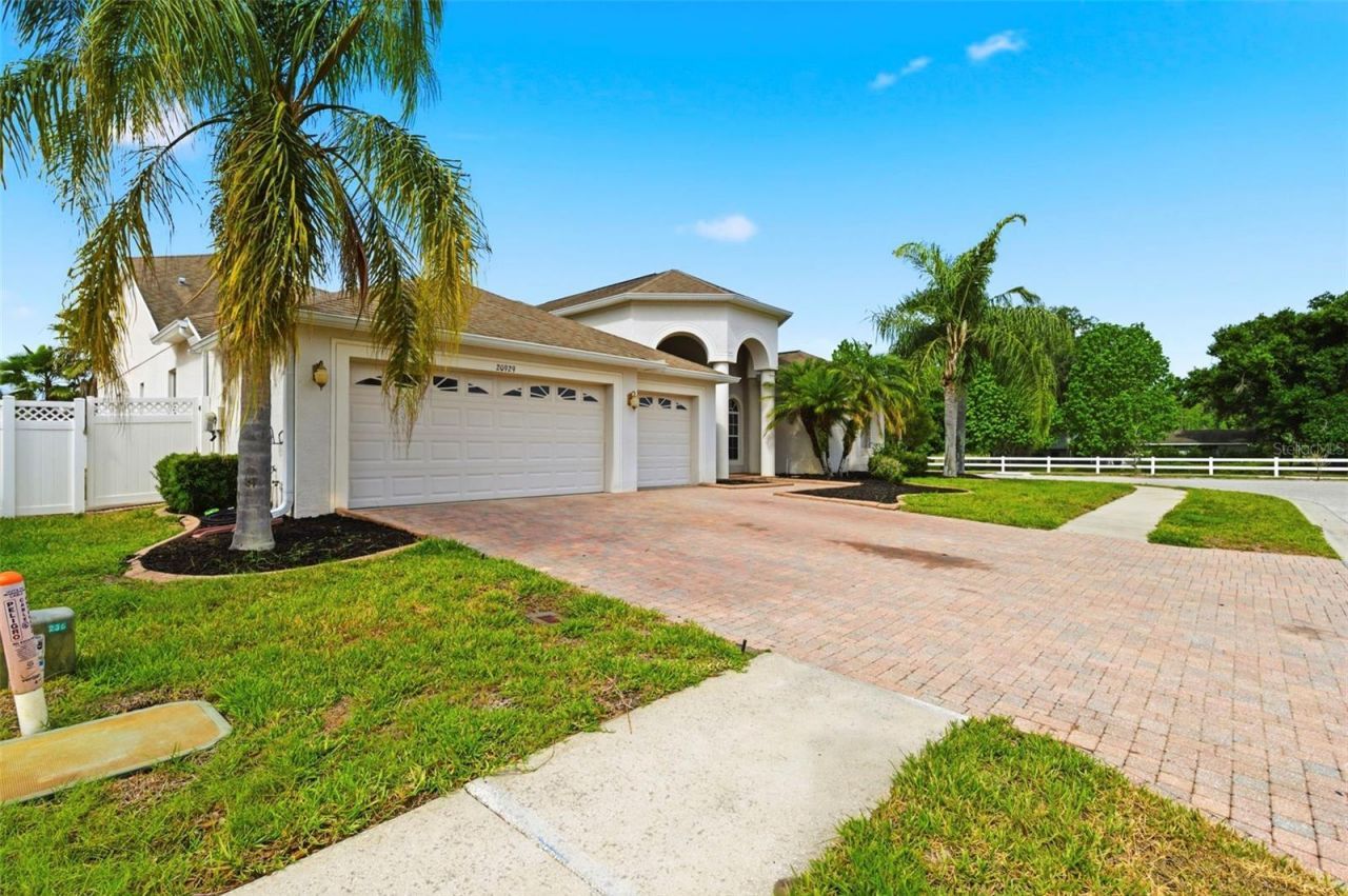 20929 Siena Lake Road, Land O Lakes, FL 34638 Photo