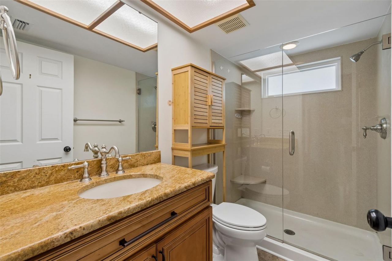3319 Cheviot Drive, Tampa, FL 33618 Photo