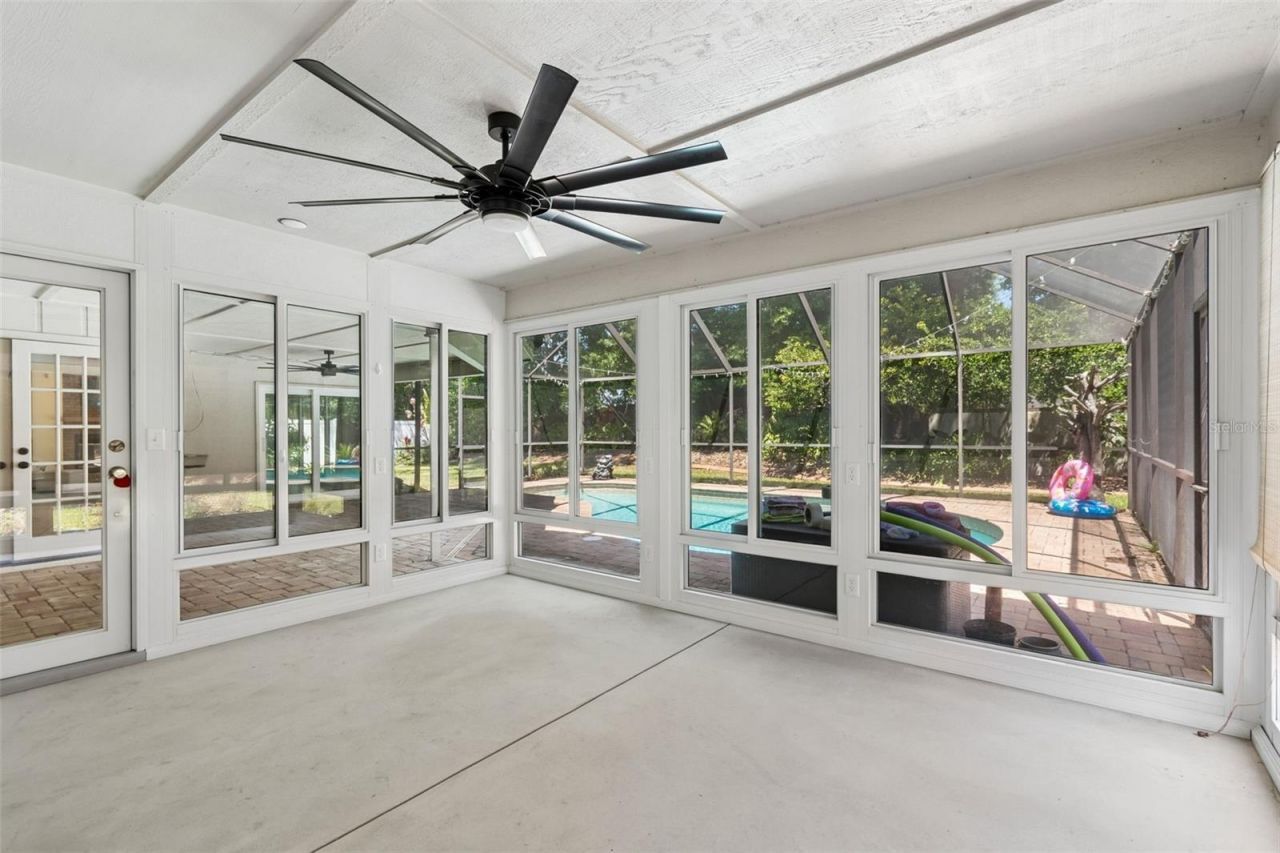 3319 Cheviot Drive, Tampa, FL 33618 Photo